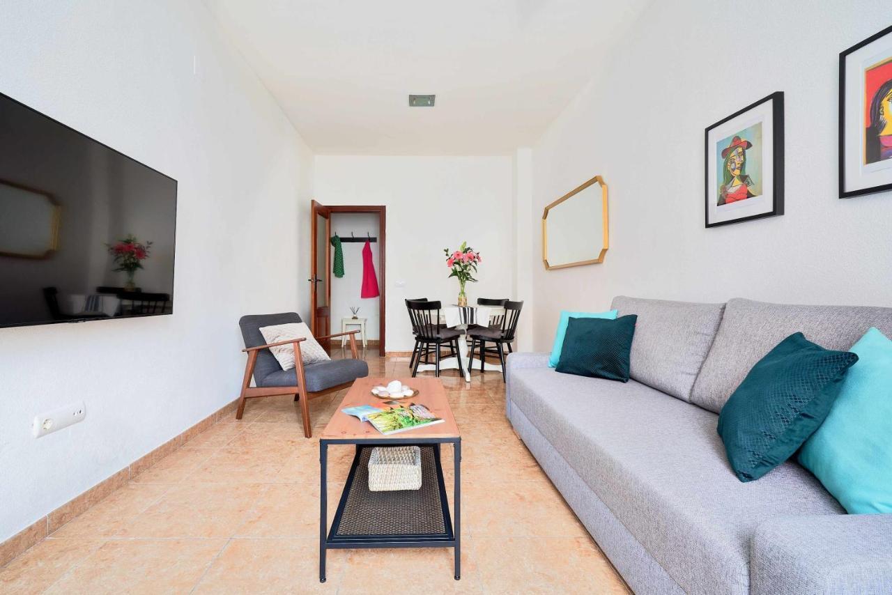 Apartamento Under The Olive Trees In Historic Center Of Málaga Exterior foto