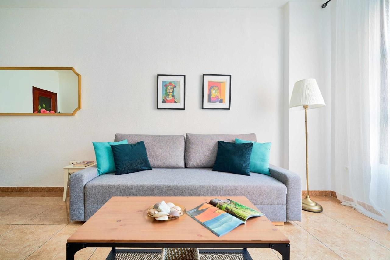Apartamento Under The Olive Trees In Historic Center Of Málaga Exterior foto