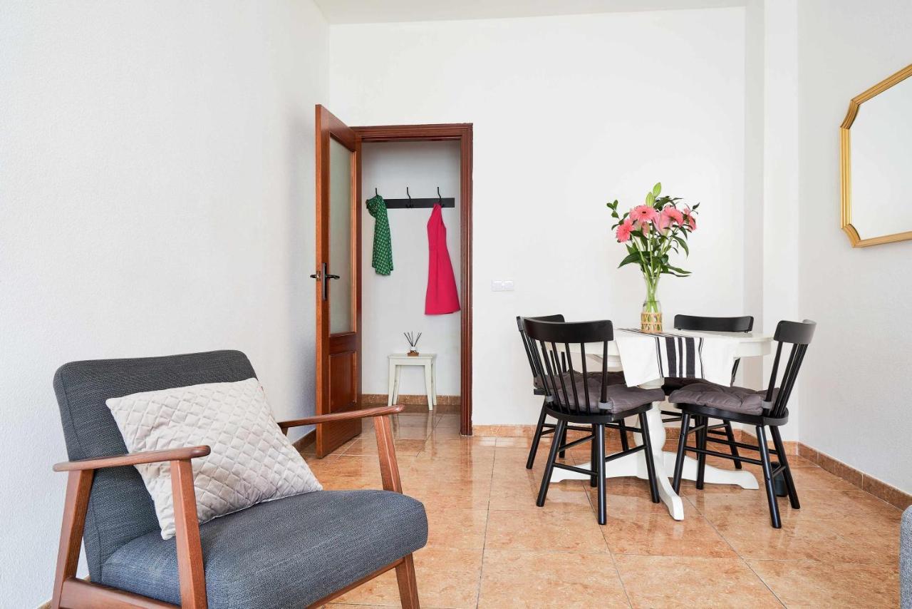 Apartamento Under The Olive Trees In Historic Center Of Málaga Exterior foto