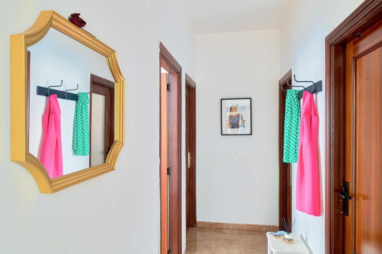 Apartamento Under The Olive Trees In Historic Center Of Málaga Exterior foto