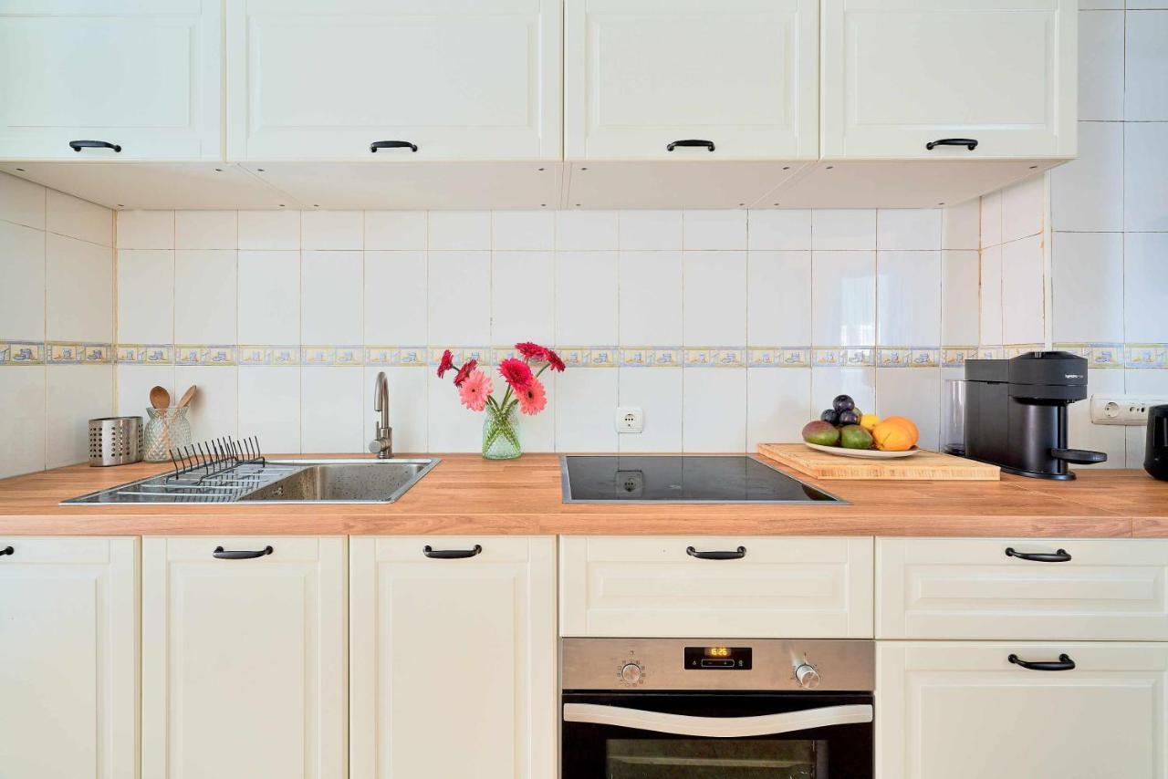 Apartamento Under The Olive Trees In Historic Center Of Málaga Exterior foto