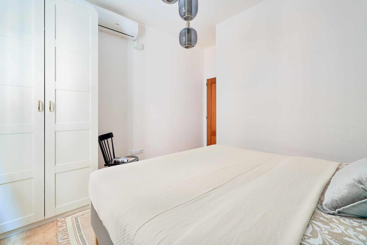 Apartamento Under The Olive Trees In Historic Center Of Málaga Exterior foto