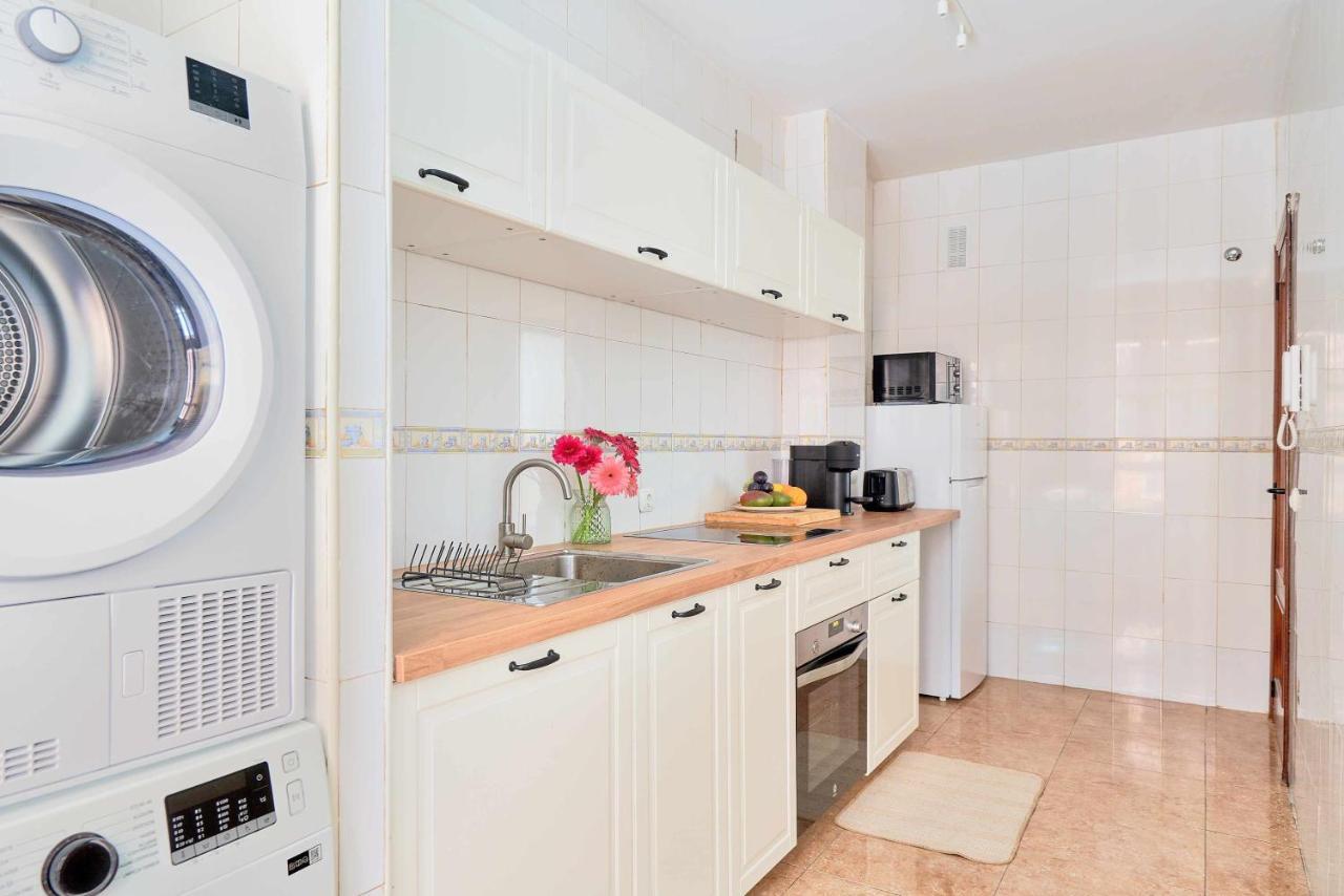 Apartamento Under The Olive Trees In Historic Center Of Málaga Exterior foto